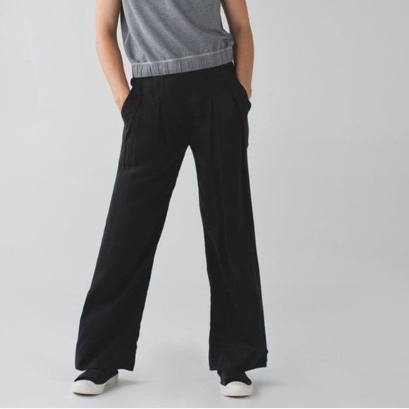 Lululemon Matching Set - Picture 2 of 8